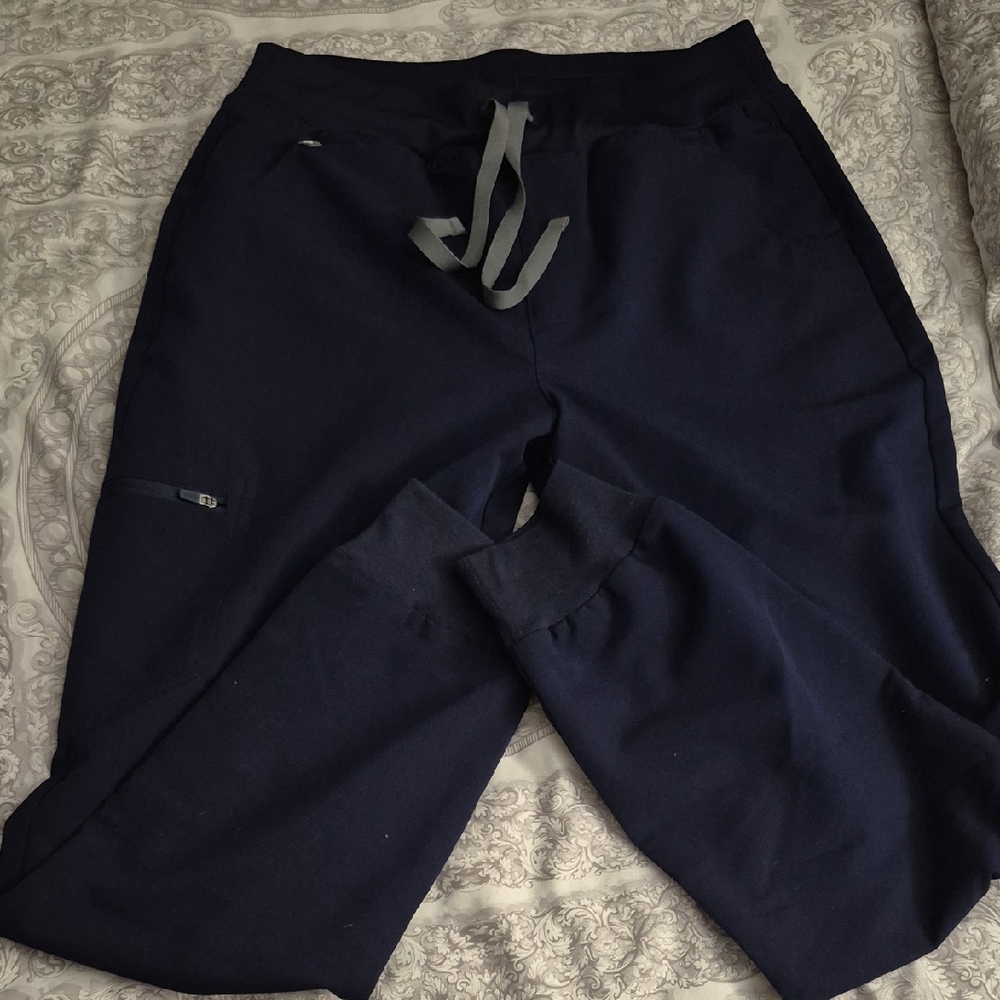 Figs Women's Navy Jogger Pants